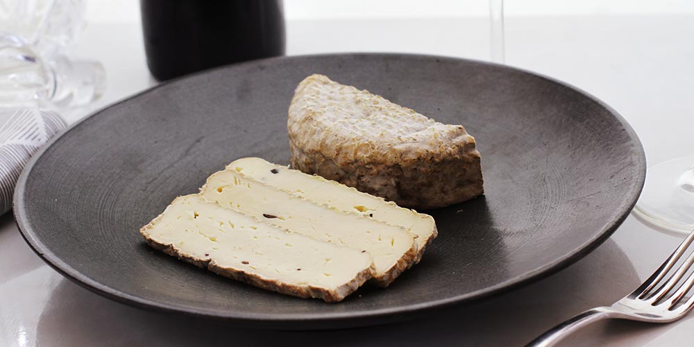 【P アレオス熟成】ロビオラ・ダルバ・オ・トリュフ 約170g(ホール)