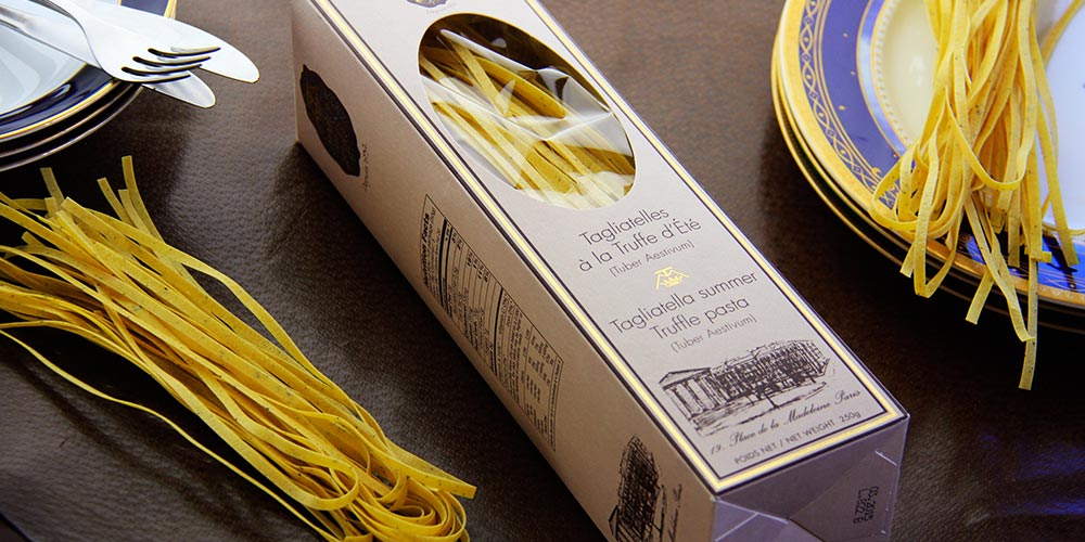 【メゾン ド ラ トリュフ】黒トリュフ入り タリアテッレ 約250g