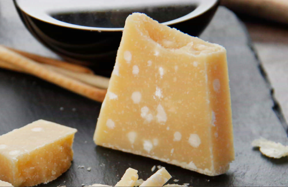 パルミジャーノ・レジャーノ５年以上