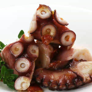 タコとドライトマトのマリネ