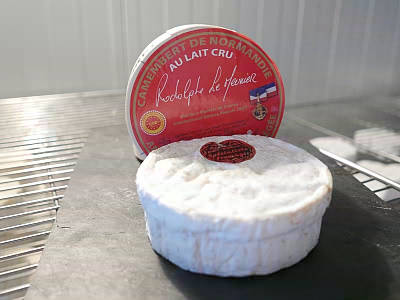 ロドルフ氏と工房・お店