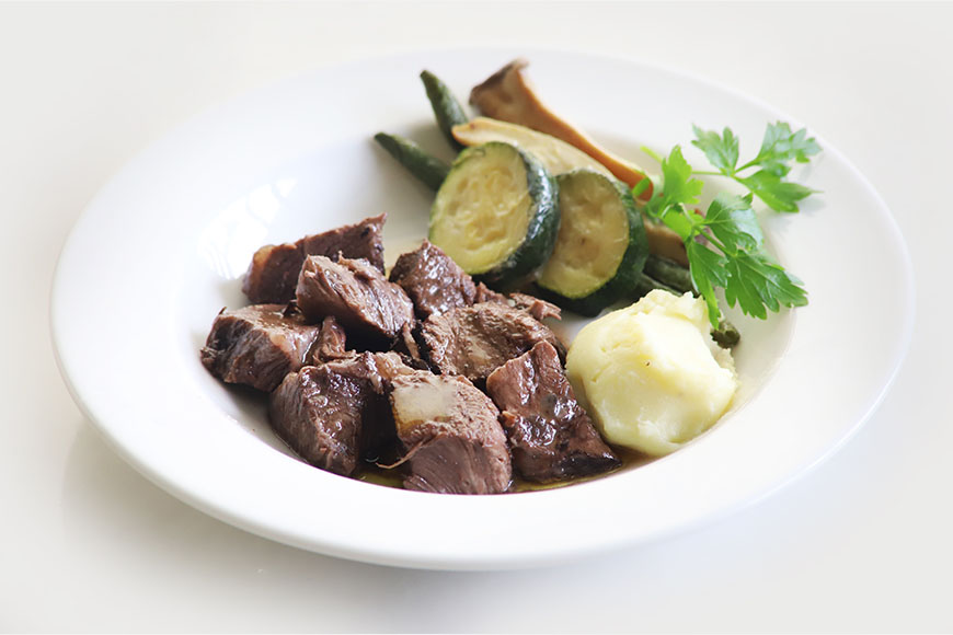 和牛頬肉のトスカーナ風ぺパート煮込み