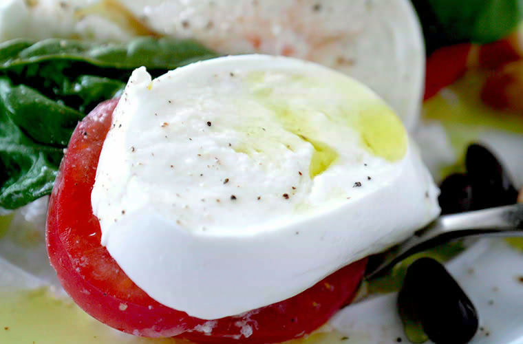 モッツァレッラ ディ ブッファラ ズィ サルバトーレ 約250g